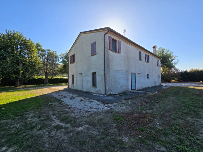 Casa singola in vendita a Montefiore dell'Aso