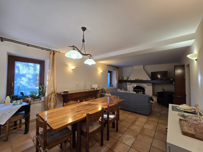 Casa singola in vendita a Montefiore dell'Aso