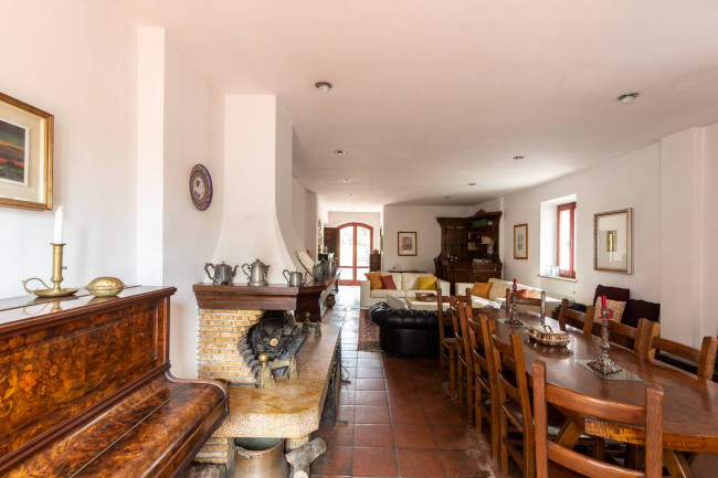 Villa in vendita a Jesi