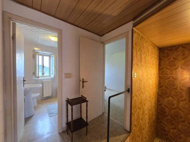 Casa indipendente in vendita a Castignano