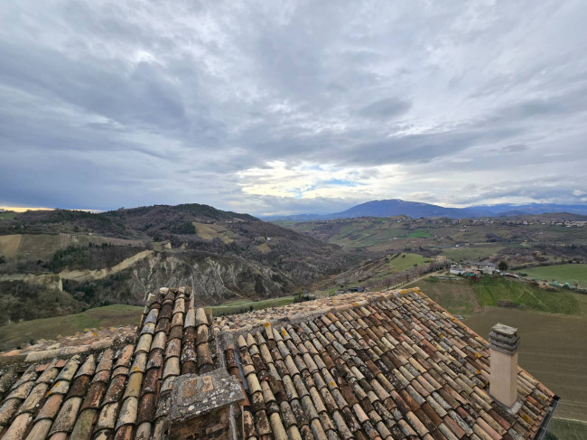 Casa indipendente in vendita a Castignano