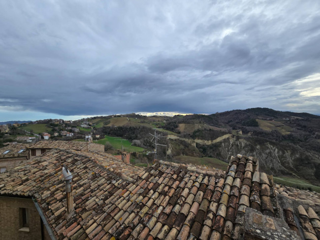Casa indipendente in vendita a Castignano