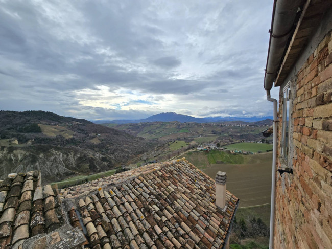 Casa indipendente in vendita a Castignano