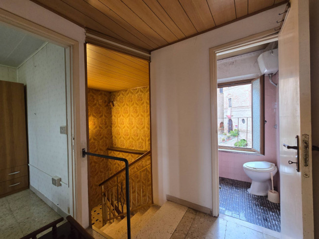 Casa indipendente in vendita a Castignano