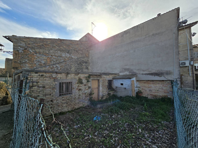 Semi-detached house for sale in Lapedona