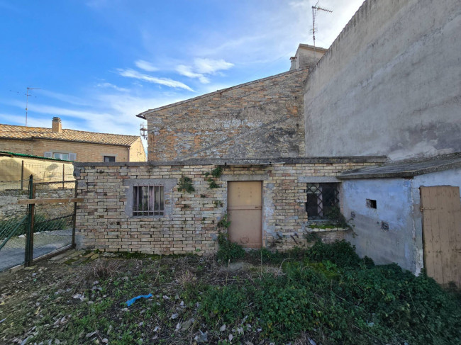 Semi-detached house for sale in Lapedona