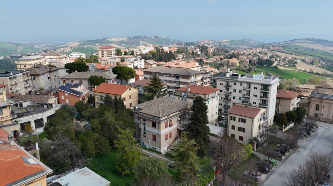 Villa in vendita a Fermo