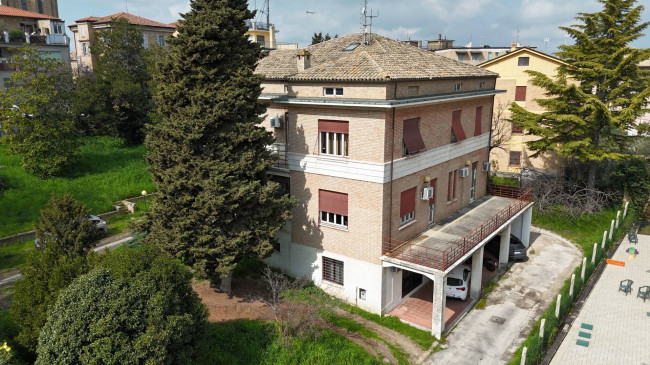 Villa in vendita a Fermo