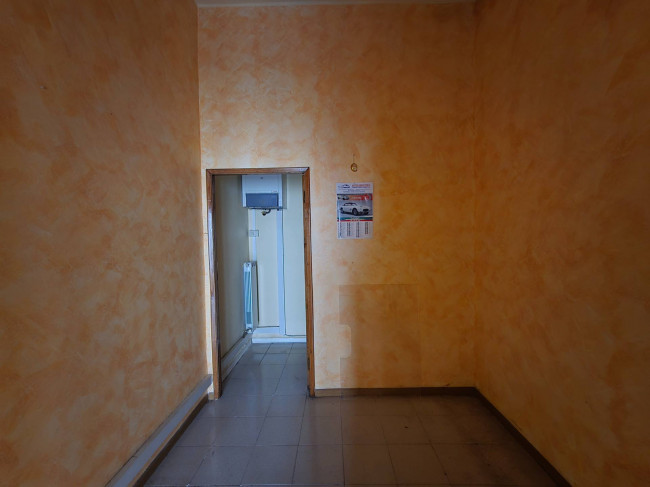 Study/Office for sale in Fermo