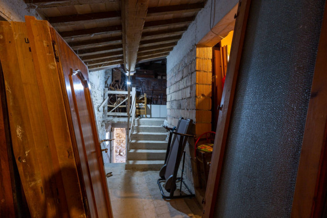 Casale in vendita a Valfornace