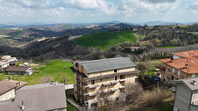 Edificio in vendita a Montelparo