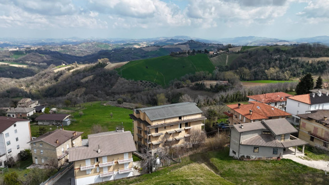 Edificio in vendita a Montelparo
