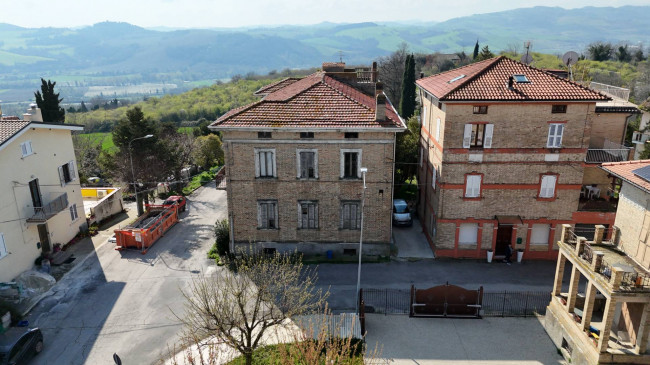 Villa in vendita a Monte Vidon Combatte