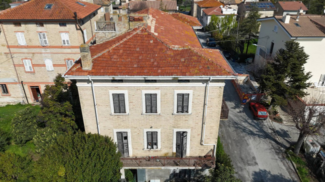 Villa in vendita a Monte Vidon Combatte