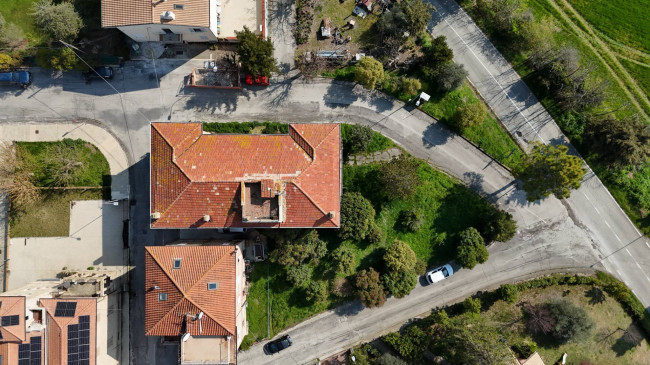 Villa in vendita a Monte Vidon Combatte