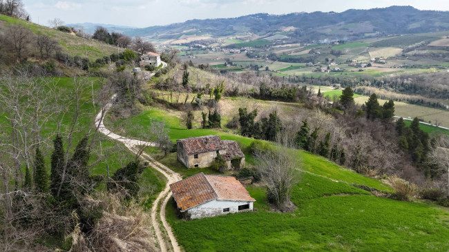 Rustic for sale in Montelparo