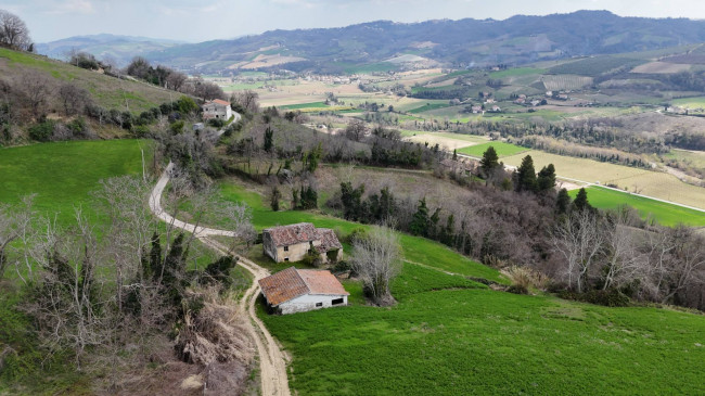 Rustic for sale in Montelparo