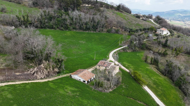 Rustic for sale in Montelparo