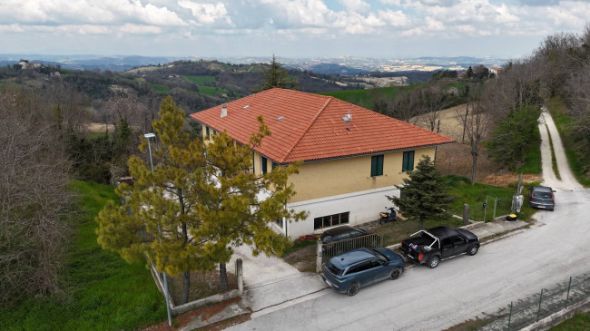 Single House for sale in Montelparo