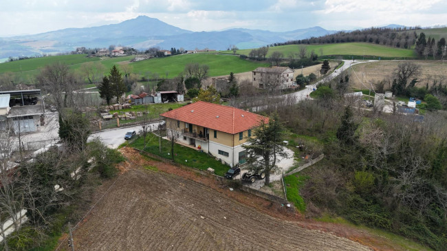 Single House for sale in Montelparo
