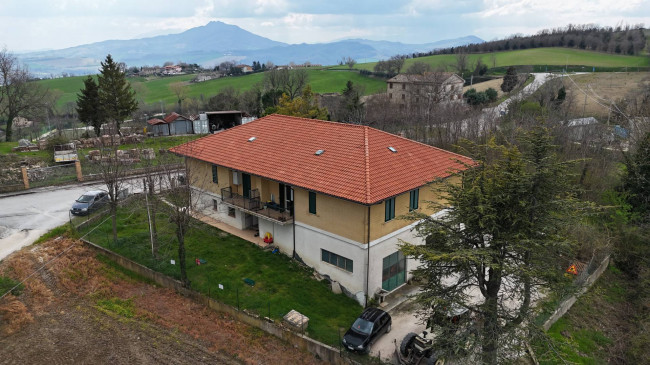 Single House for sale in Montelparo