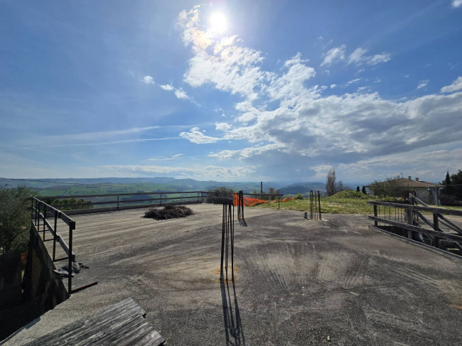 Villa for sale in Fermo