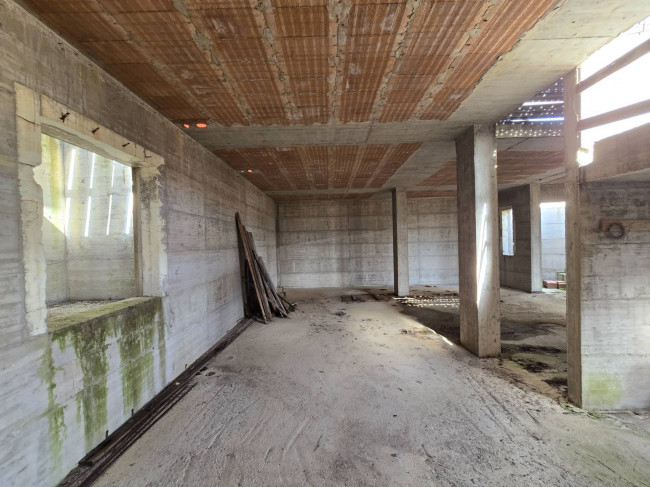 Villa for sale in Fermo