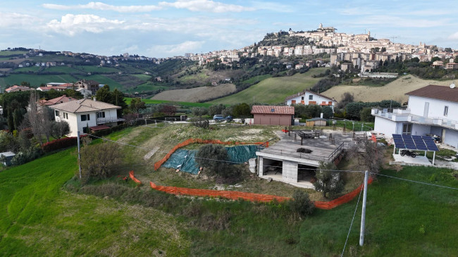 Villa for sale in Fermo