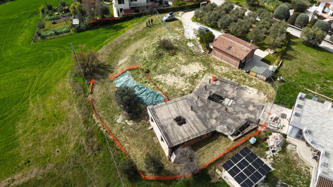 Villa for sale in Fermo