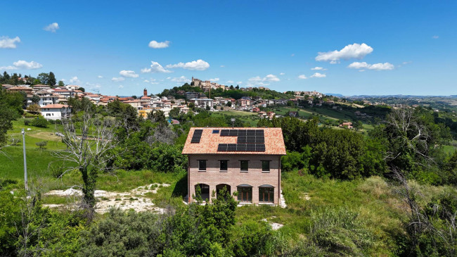 Casale in vendita a Montappone