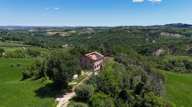 Casale in vendita a Montappone
