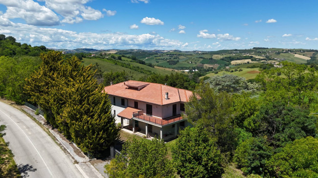 Villa in vendita a Ponzano di Fermo