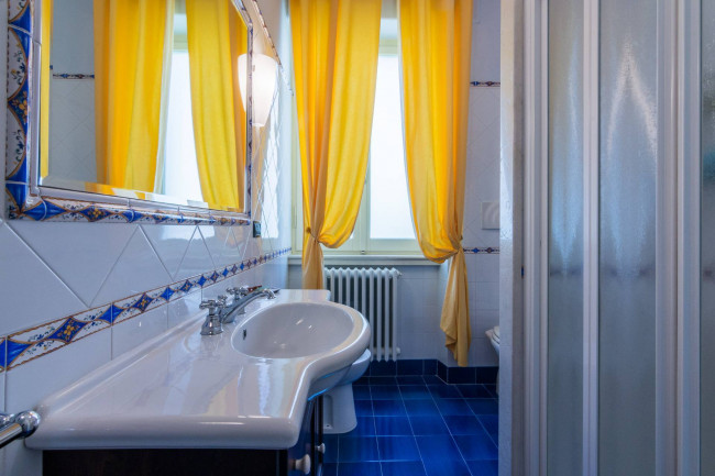 Semi-detached house for sale in Fermo