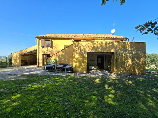 Contry House for sale in Porto San Giorgio