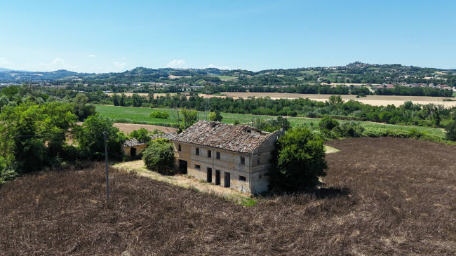 Rustico in vendita a Belmonte Piceno