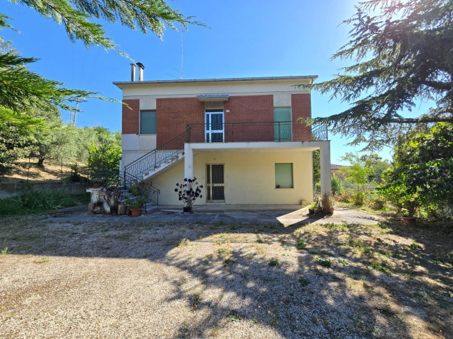 Single House for sale in Fermo
