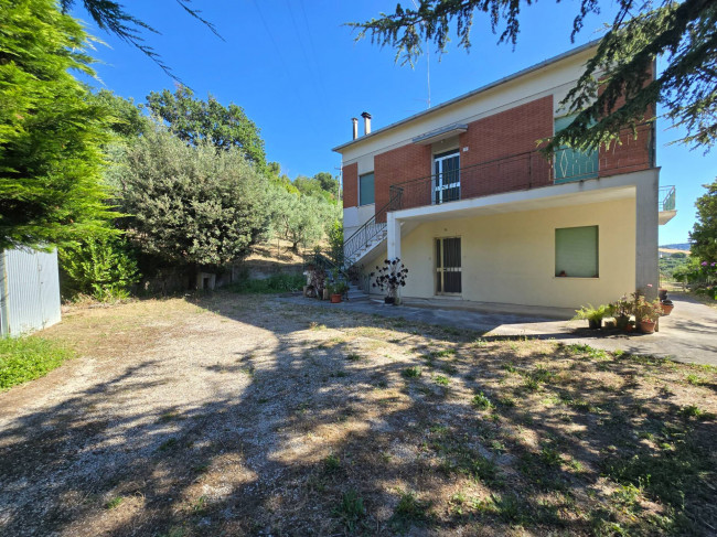 Single House for sale in Fermo