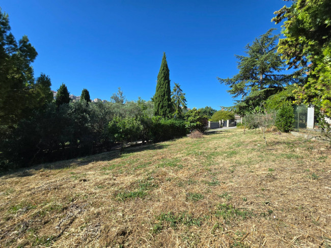 Single House for sale in Fermo