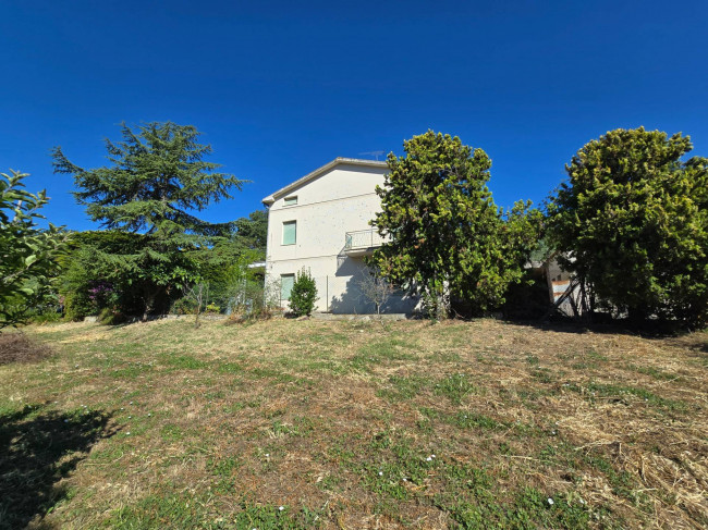 Single House for sale in Fermo