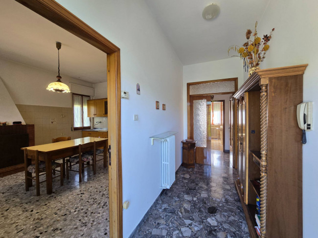 Single House for sale in Fermo
