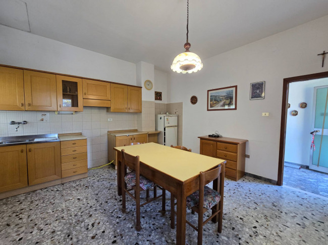 Single House for sale in Fermo