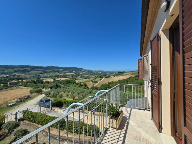 Casa indipendente in vendita a Lapedona