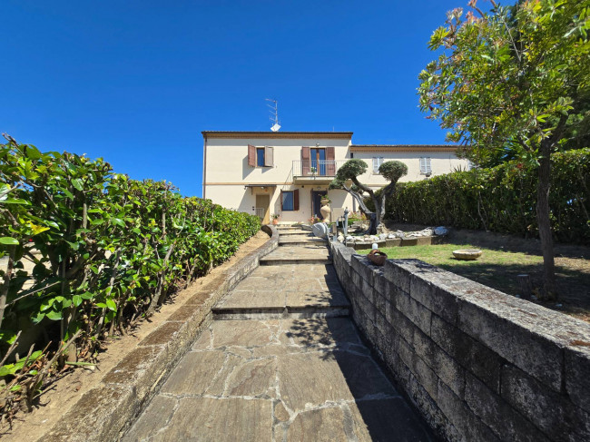 Casa indipendente in vendita a Lapedona