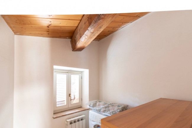 Casa indipendente in vendita a Valfornace