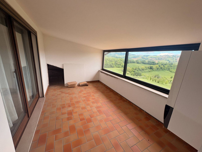 Appartamento in vendita a Monsampietro Morico