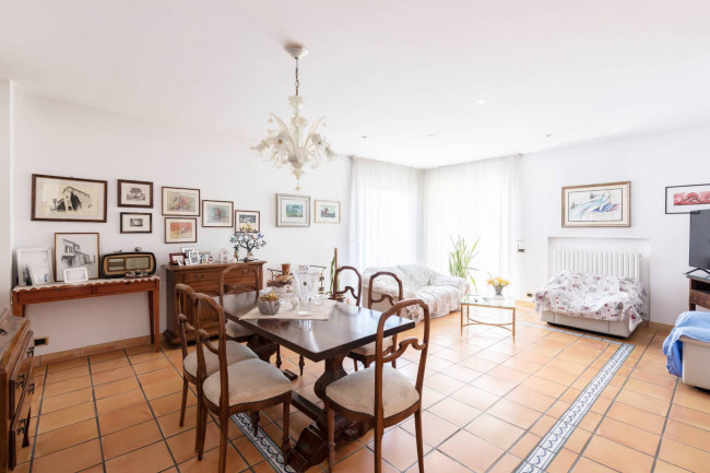 Villa in vendita a Fermo