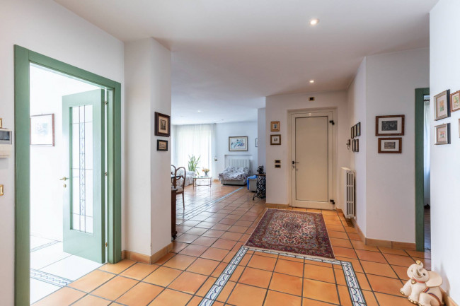 Villa in vendita a Fermo