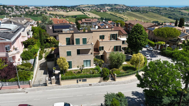 Villa in vendita a Fermo