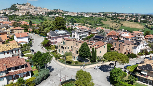 Villa in vendita a Fermo