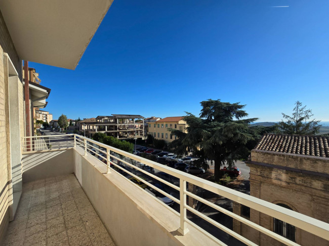 Stanza in affitto a Fermo